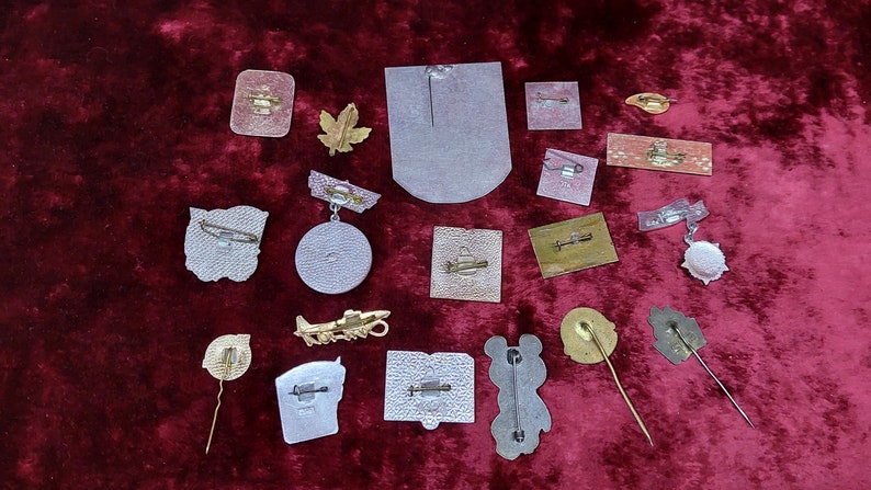 Lot USSR Soviet Era Enamel Badges Cold War Communism CCCP Badges For Vintage Backpacks Jackets Hats Caps Uniforms 19pcs