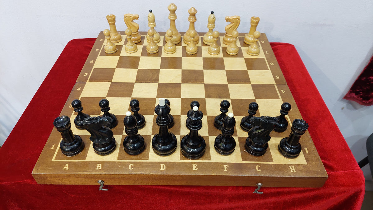 Beautiful authentic classic Soviet wooden tournament chess Grossmeister 1970s