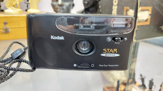Working vintage free compact camera Kodak Star motor 35mm (24x36mm). Vintage camera for beginners of the 90s. Point and shoot your camera.