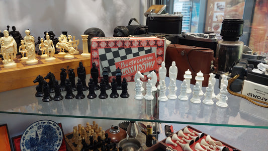 Antique vintage oriental style chess players // Very rare chess set // chess game, outdoor game, vintage chess, gift //