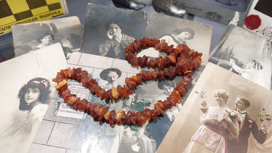 Vintage amber beads, Soviet beads, natural amber beads, made in the USSR, 1970s, gift for her, accessory, decoration.