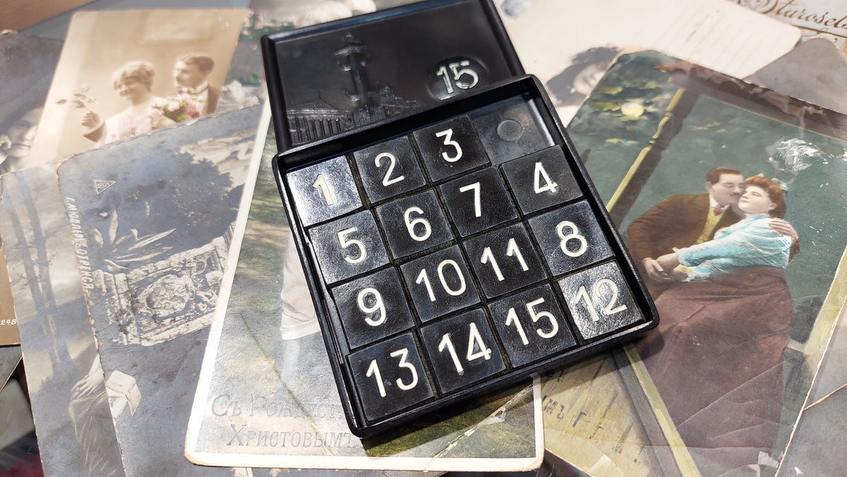 Vintage puzzle game, Soviet game 15, Soviet game logic, USSR