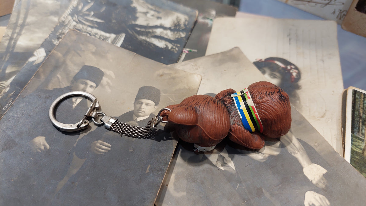 keychain Olympic bear. Olympics 80. Bear on your keys.