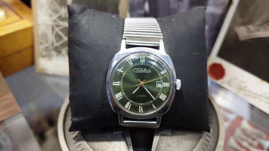 Vintage Watch "Slava" NEW!!! (Slava) Mechanical watches, Mechanical watches, Ukrainian watches