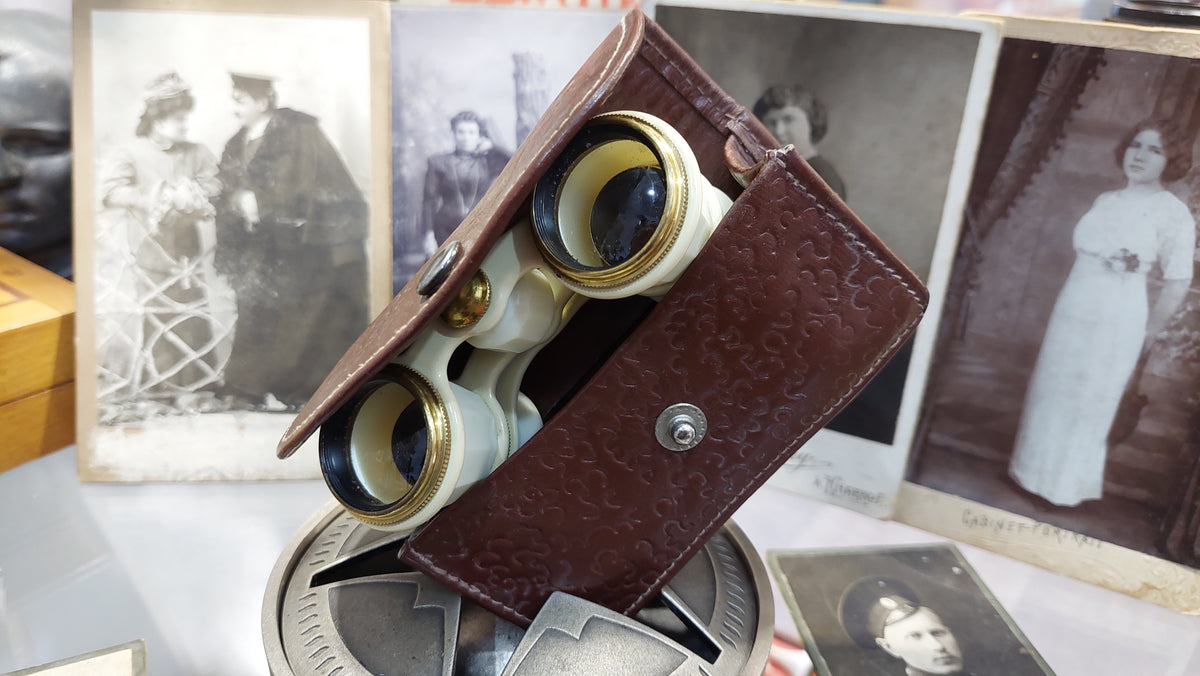 Soviet theater binoculars TITANIC, - Antique opera binoculars - Pocket binoculars in a Titanic case
