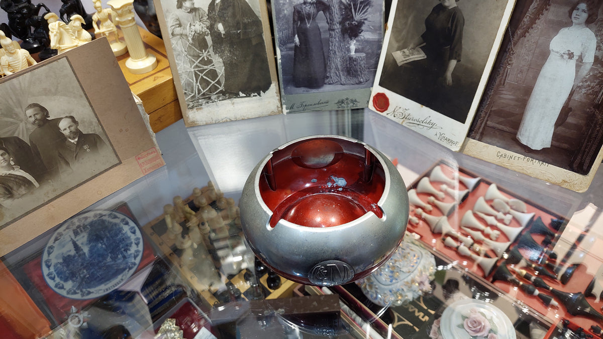 Vintage ashtray LM