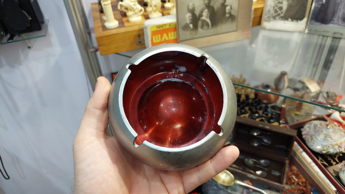 Vintage ashtray LM