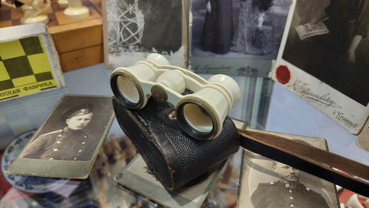 Soviet theater binoculars made in the USSR.