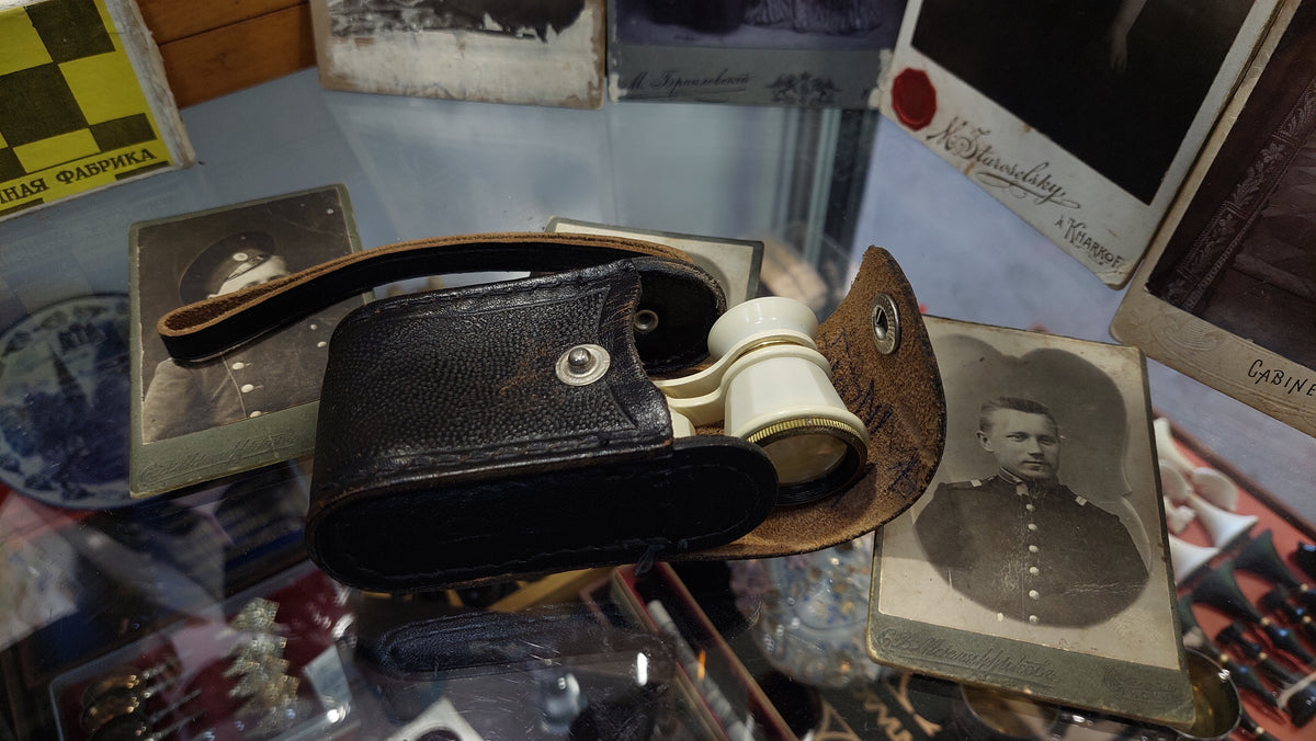 Soviet theater binoculars made in the USSR.