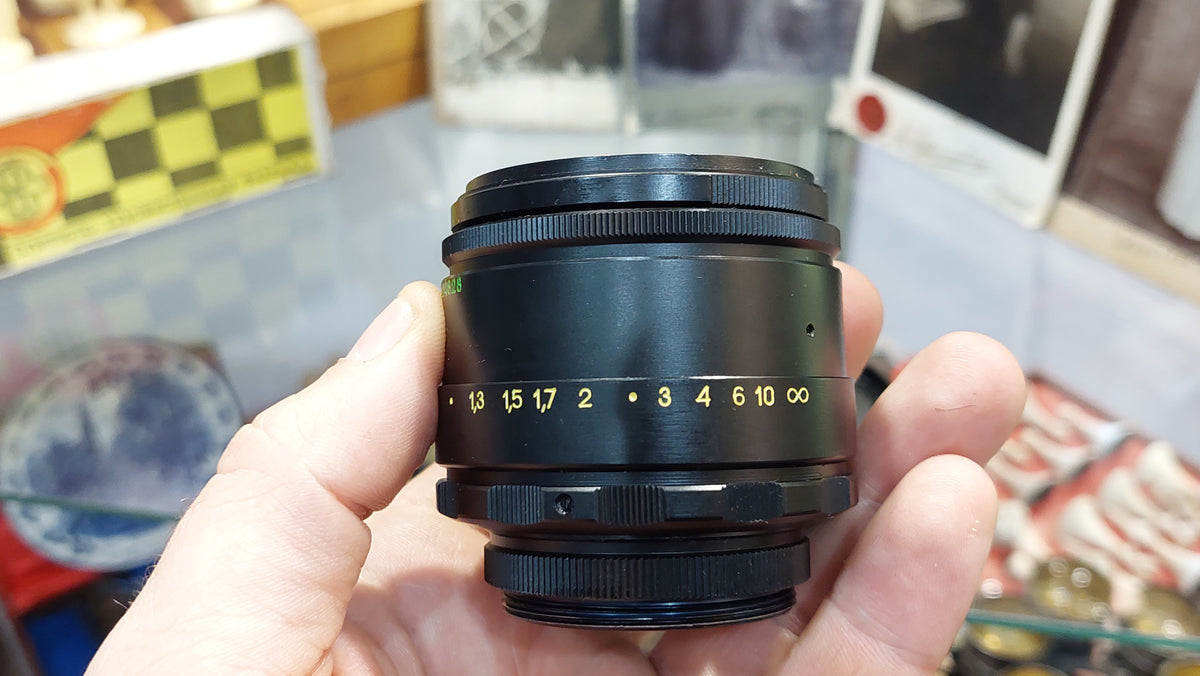 Soviet vintage lens Helios 44-2, 2\58 M42. Russian Lens Zenit USSR