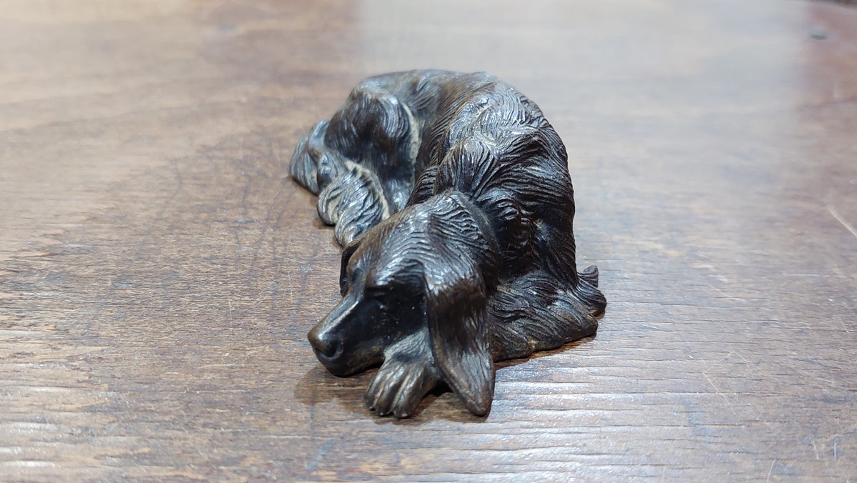 Figurine Lying setter
