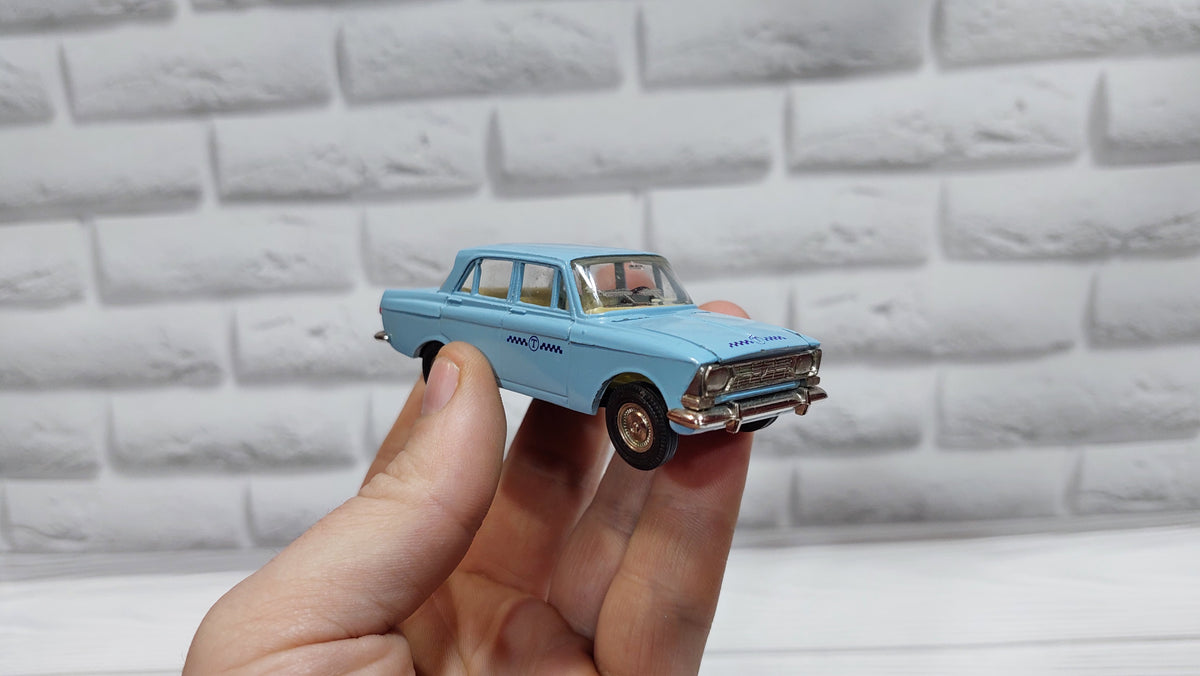 Vintage toy Moskvich 412 TAXI, model 1:43, original toy