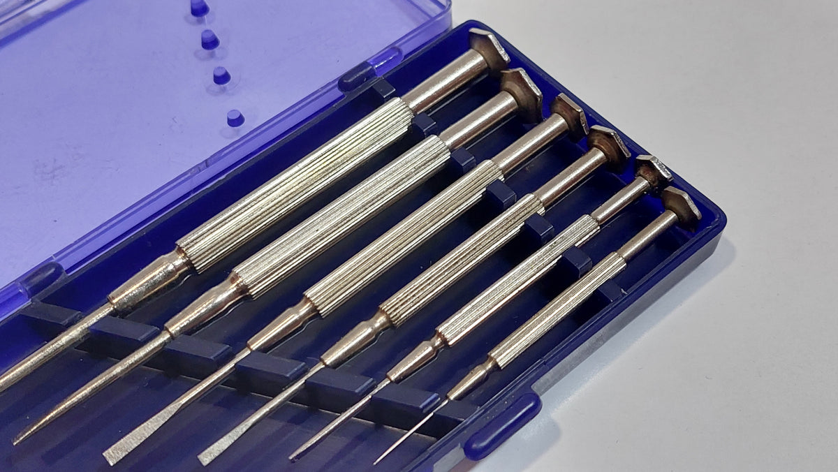 A set of screwdrivers for lovers of precision mechanics, 1982.