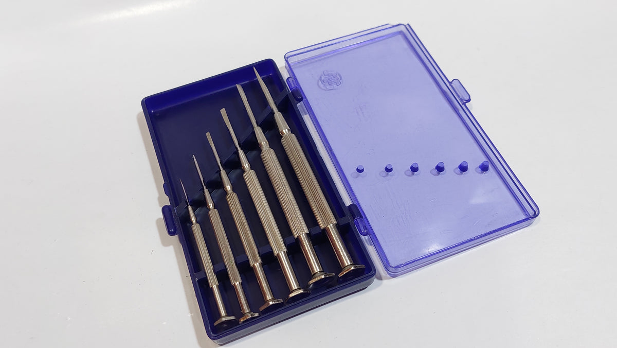 A set of screwdrivers for lovers of precision mechanics, 1982.