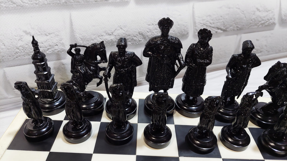 CHESS. Chess figures Cossack warriors Kyiv Vintage Carbolite plastic, antique
