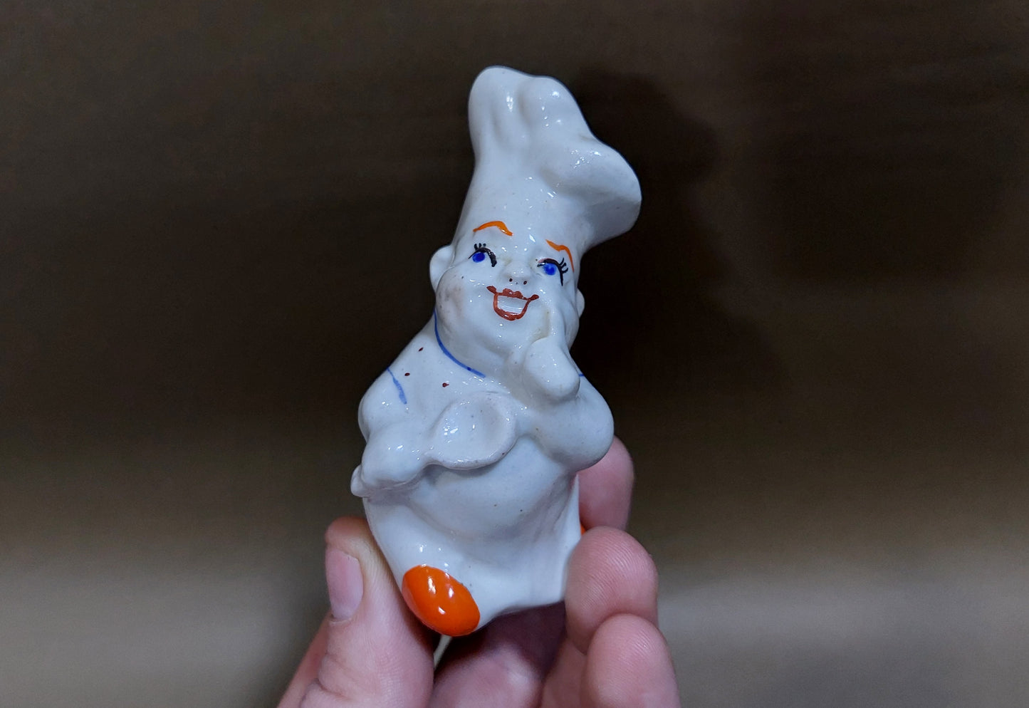 Salon COOK. Porcelain miniature figurine of a squire. Cook with a spoon. Production Gorodnitsa Ukraine