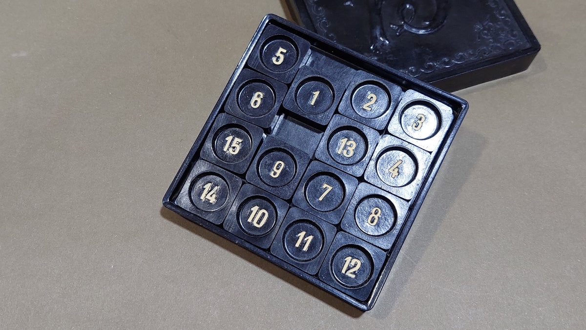 puzzle game game 15 logic game.