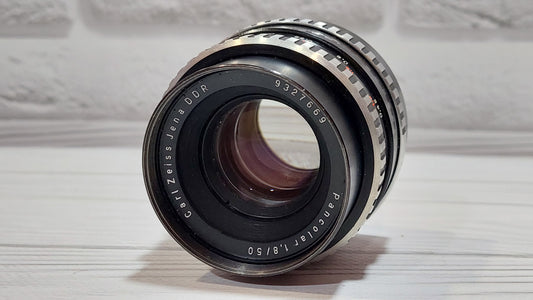 Lens Carl Zeiss Jena Pancolar (1.8/50) Mount M42