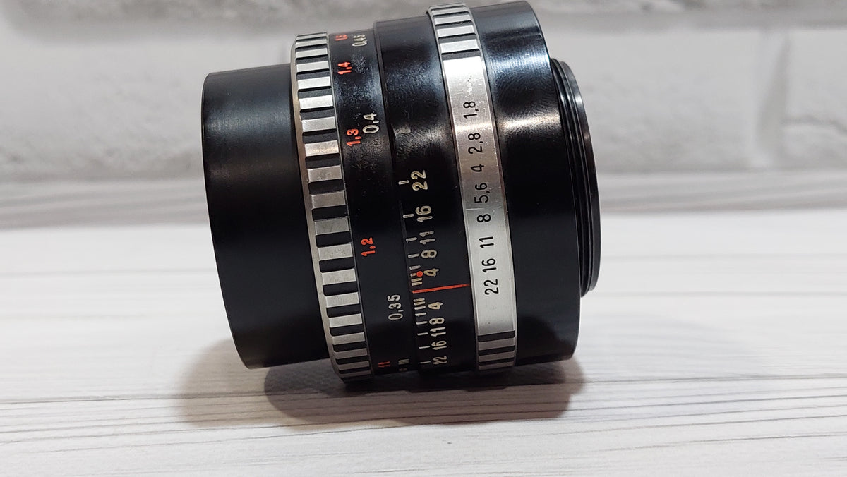 Lens Carl Zeiss Jena Pancolar (1.8/50) Mount M42
