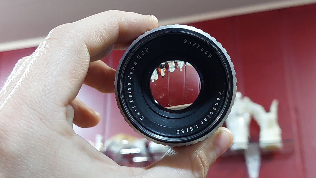 Lens Carl Zeiss Jena Pancolar (1.8/50) Mount M42