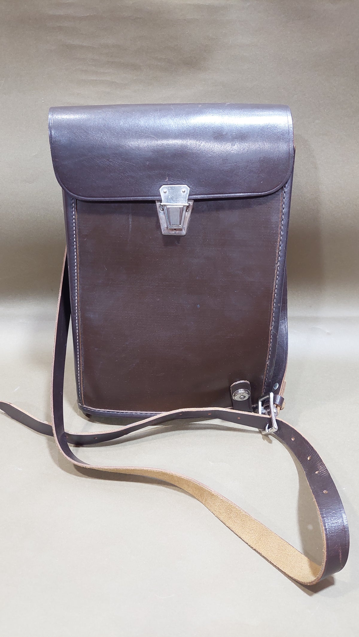 Officer's leather bag-tablet for documents, maps, compass and other accessories. Used by officers of the Soviet Army.