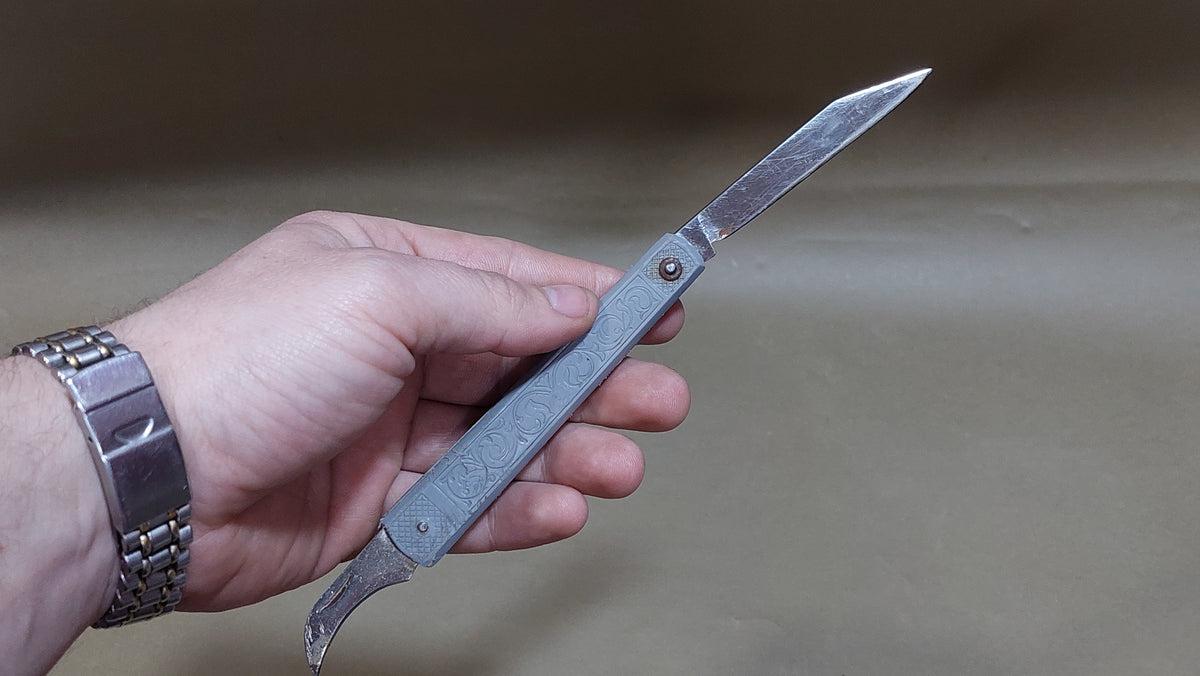 Folding pocket tourist opener-knife Davydkov. Delivery takes 14-35 days.