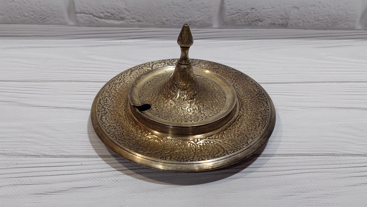 Vintage brass ashtray made in India.