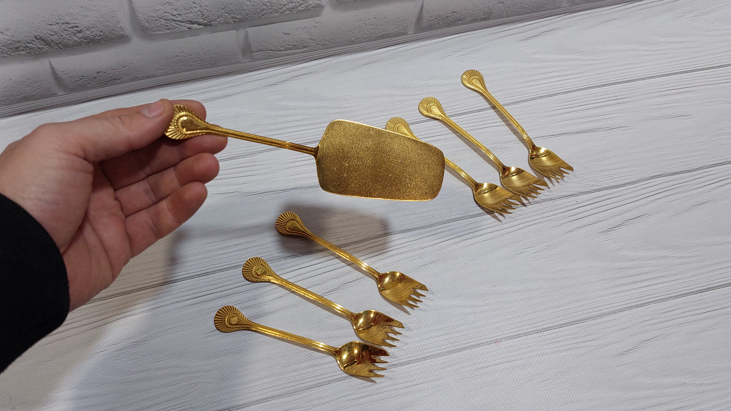 beautiful vintage dessert set, spatula and six forks, gilded, made in Tallinn.