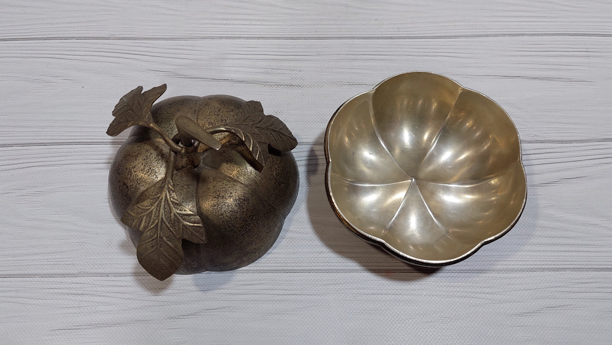 A beautiful box in the shape of an APPLE