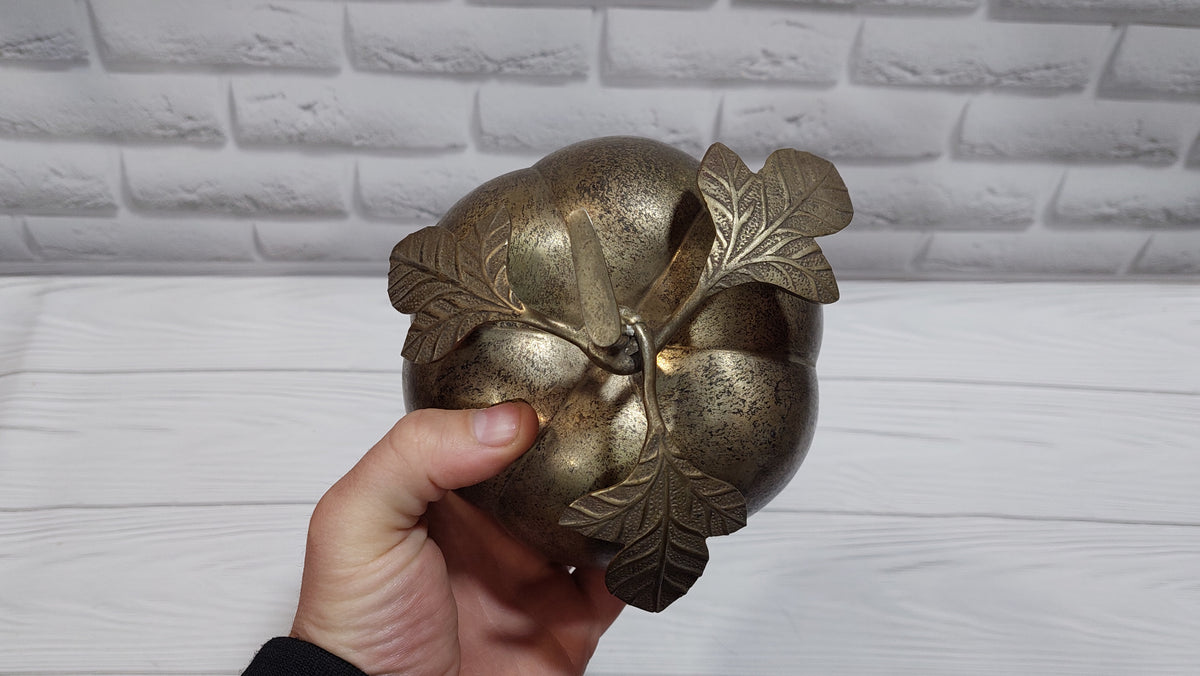 A beautiful box in the shape of an APPLE
