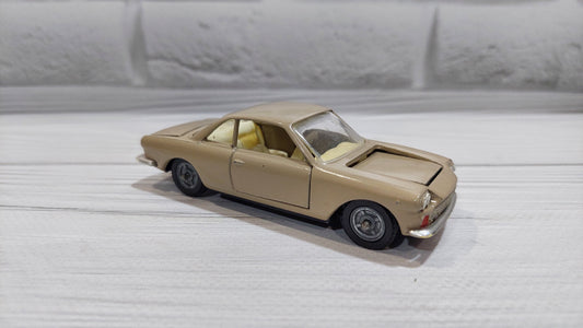 Remake of the FIAT-SIAT 1500 from the 1970s.
