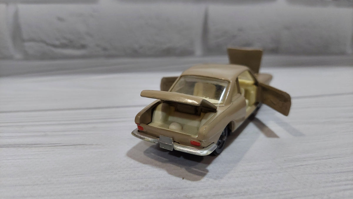 Remake of the FIAT-SIAT 1500 from the 1970s.
