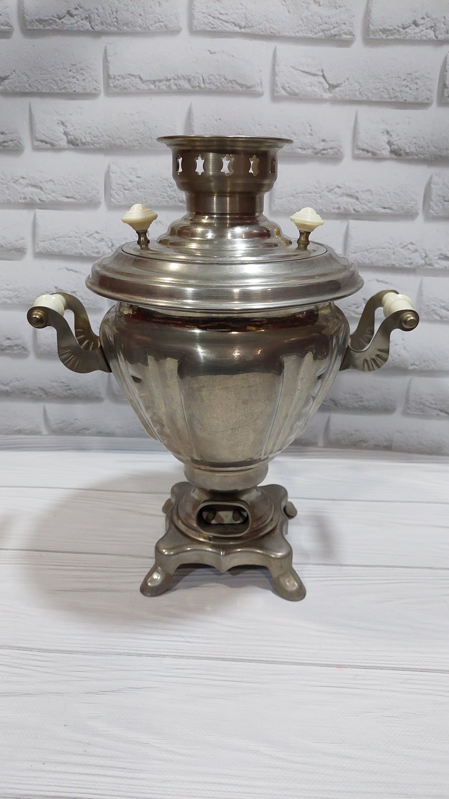 samovar, chrome plated samovar. bronze samovar in chrome. electric samovar. . electric samovar-kettle. antique samovar from 1971.