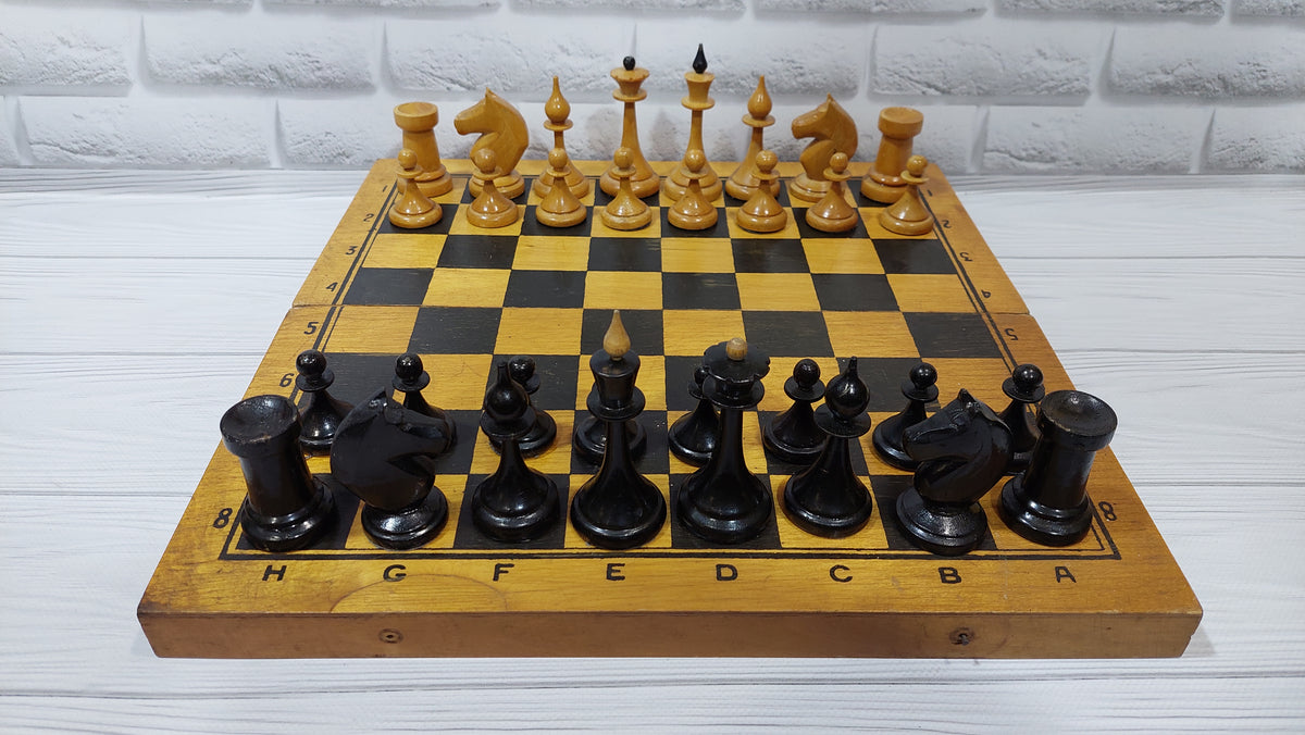 Soviet Latvian chess “Star”, made famous by the film “The Queen’s Gambit”