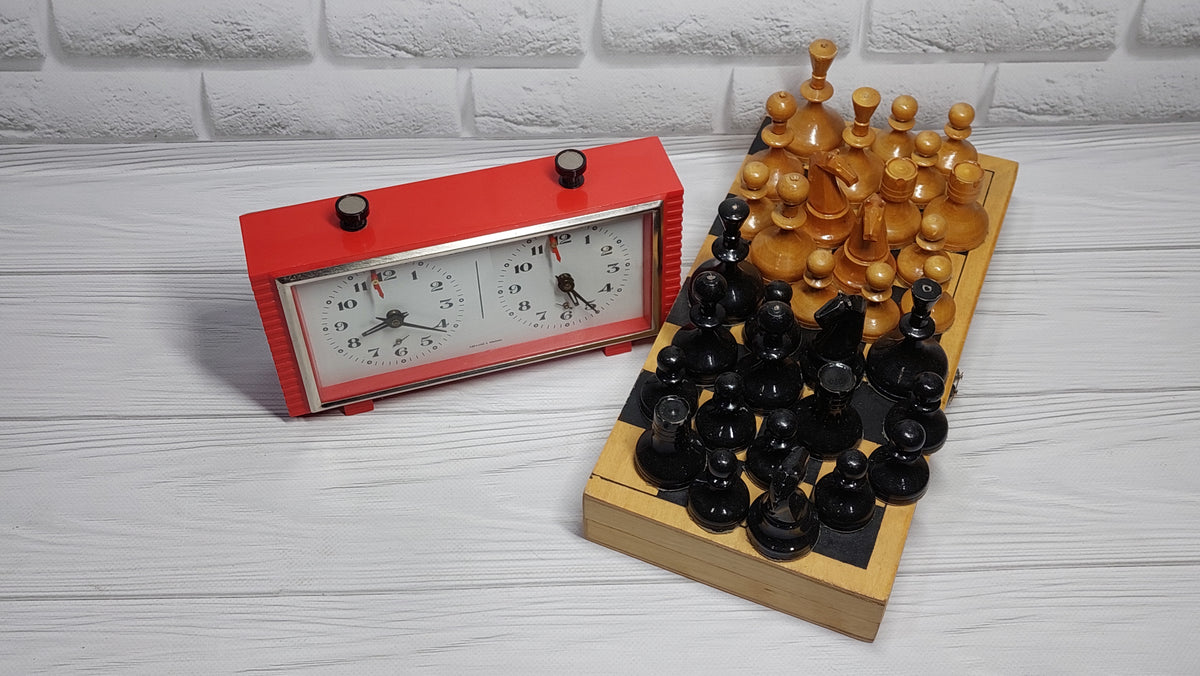 Soviet chess clock Chess timer Chess clock Amber Vintage CHESS CLOCK Tournament clock Soviet mechanical chess clock