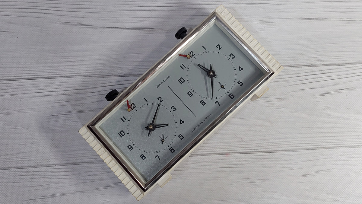 Soviet chess clock Chess timer Chess clock Amber Vintage CHESS CLOCK Tournament clock Soviet mechanical chess clock