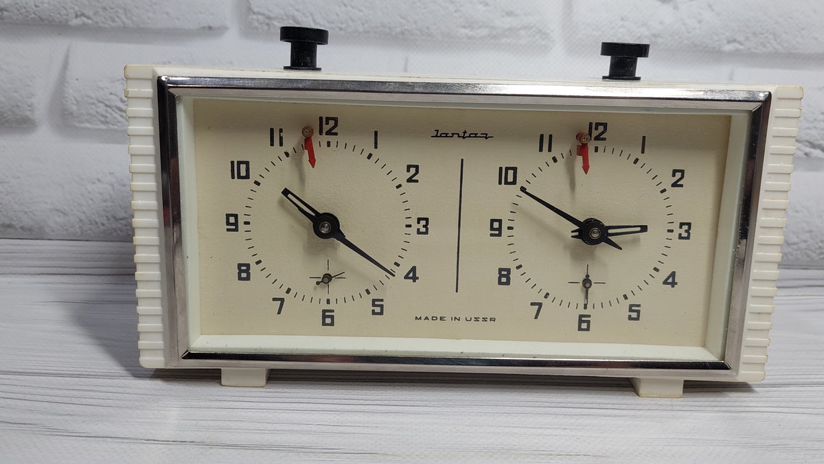 Soviet chess clock Chess timer Chess clock Amber Vintage CHESS CLOCK Tournament clock Soviet mechanical chess clock