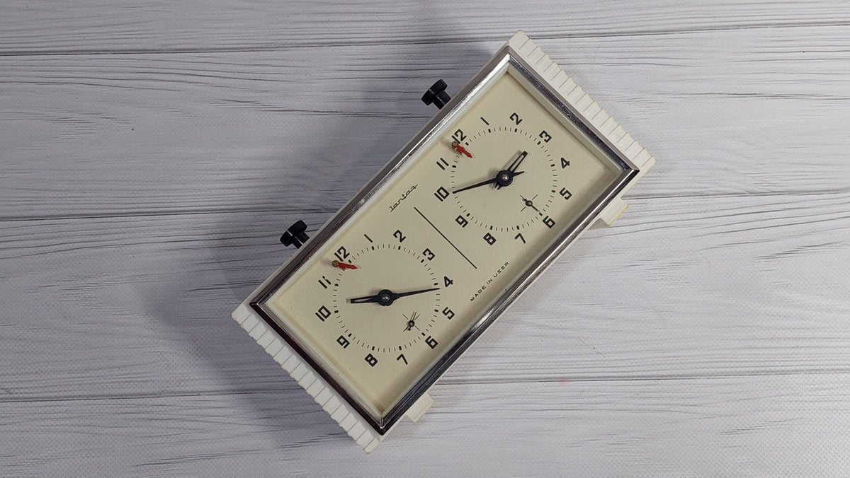Soviet chess clock Chess timer Chess clock Amber Vintage CHESS CLOCK Tournament clock Soviet mechanical chess clock