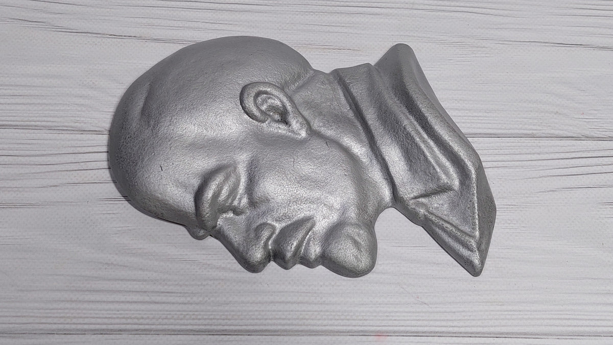 bas-relief Lenin.