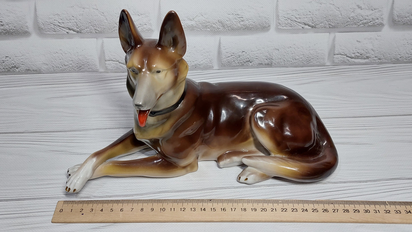 Beautiful vintage large figurine from Germany "GERMAN SHEPHERD DOG"