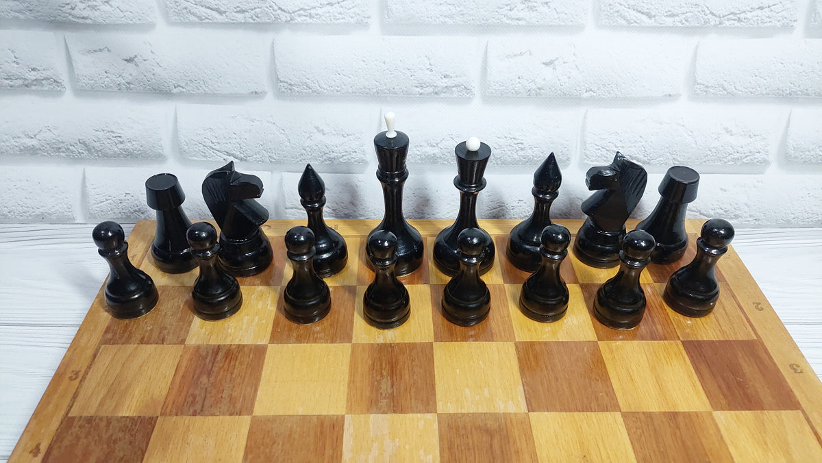 Wooden chess from the 80s Lviv in good condition.