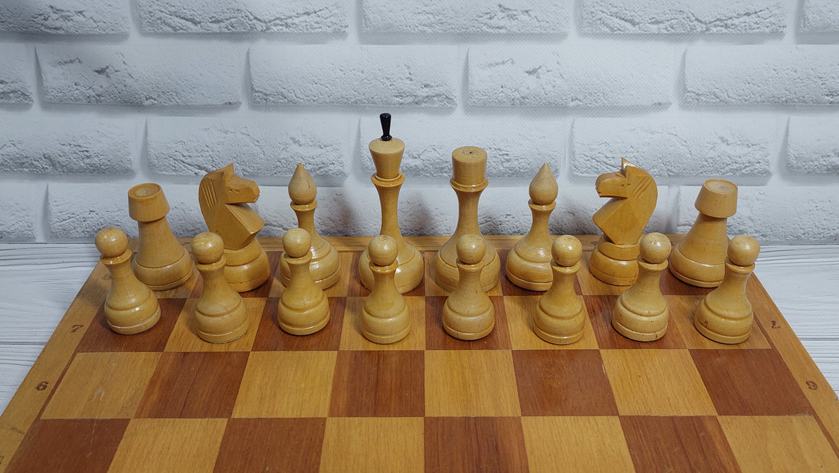 Wooden chess from the 80s Lviv in good condition.
