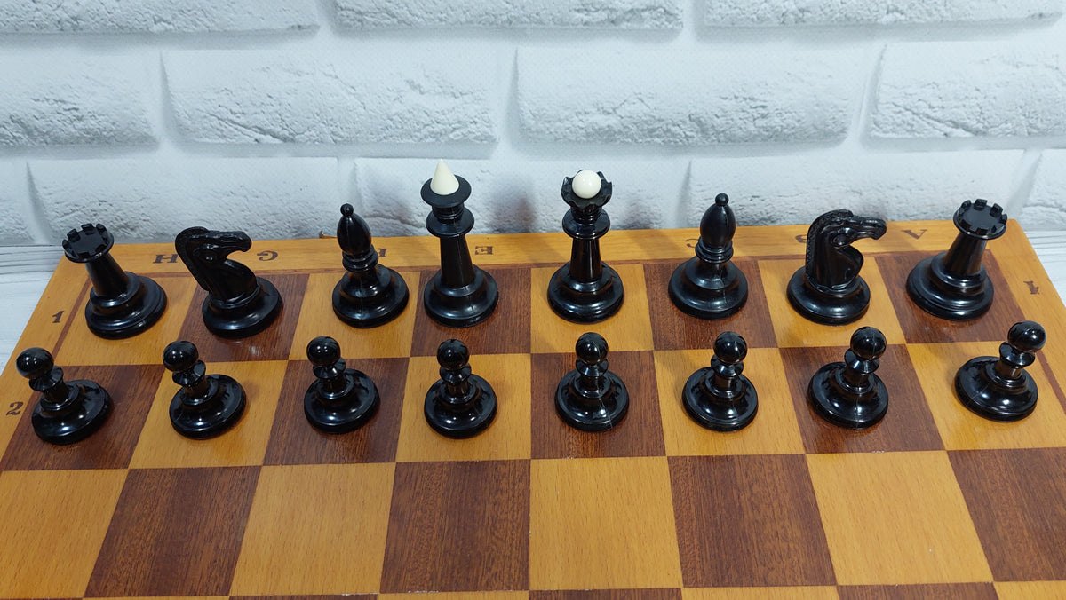 Made in the 1980s! Vintage Soviet plastic chess - USSR