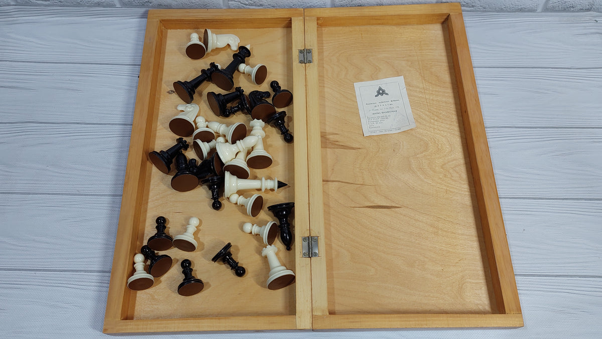 Made in the 1980s! Vintage Soviet plastic chess - USSR