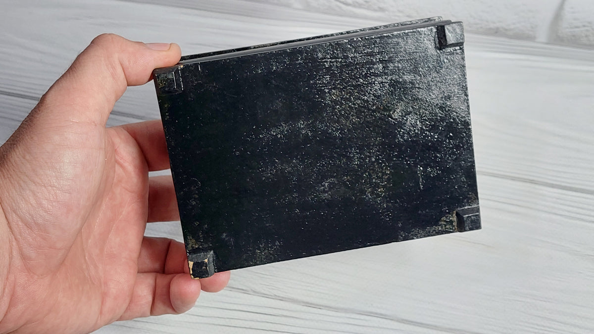 Vintage papier-mâché lacquer box.