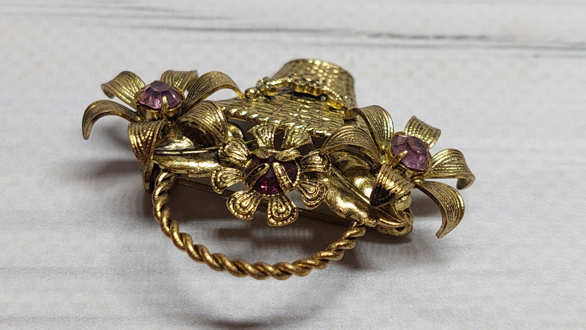 Vintage Brooch BASKET