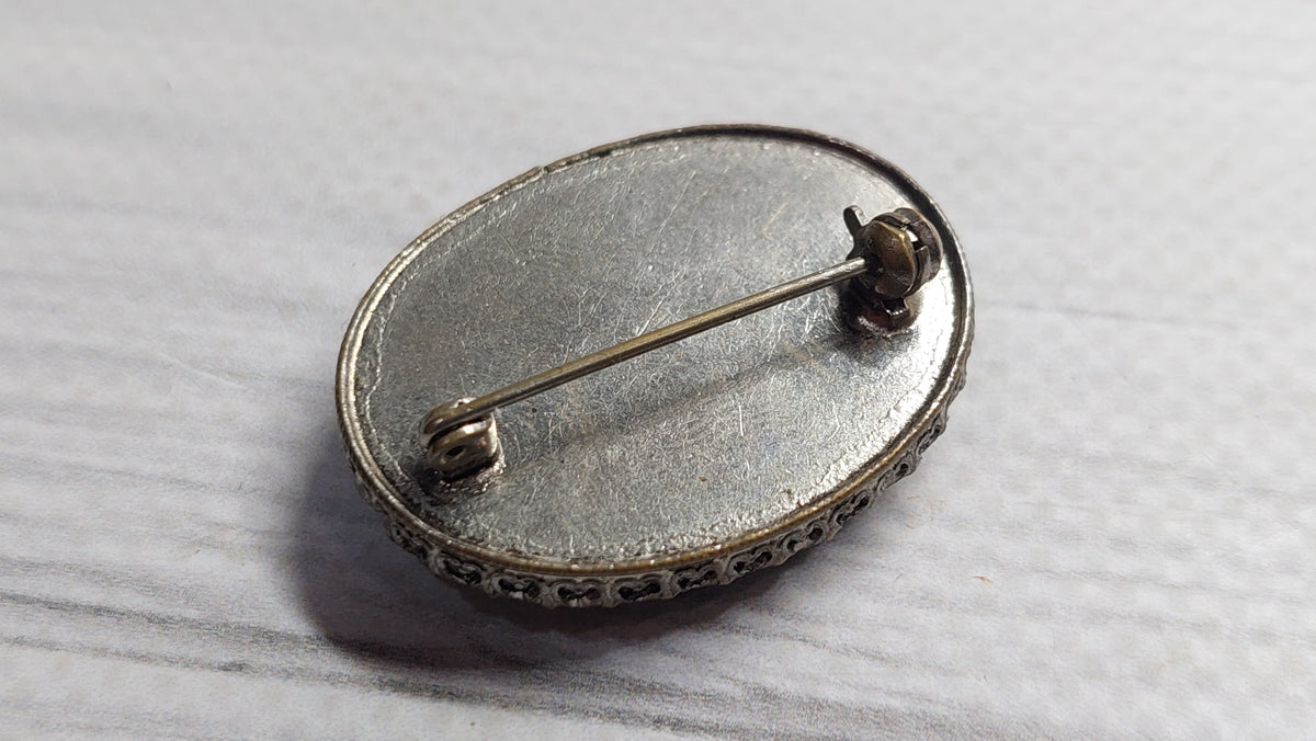 Vintage Brooch.