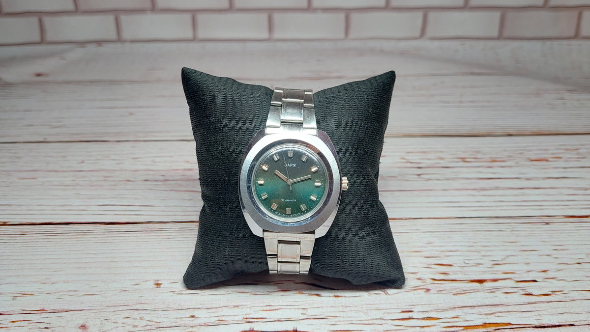 Soviet vintage watch ZARYA watches mechanical mechanical watches USSR.