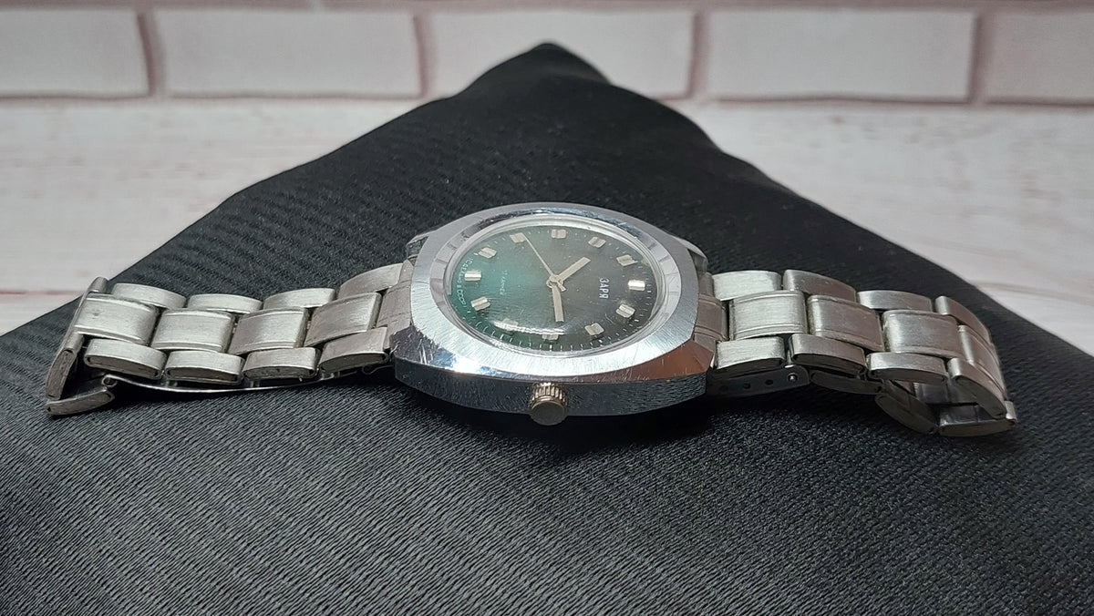 Soviet vintage watch ZARYA watches mechanical mechanical watches USSR.