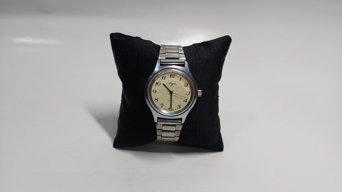 Soviet vintage watches Mechanical watches LUCH Mechanical watches USSR.